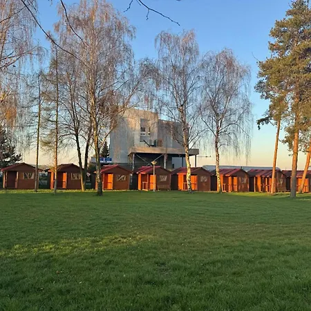 Utulne Drevene 营地 *